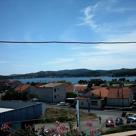 Apartment Nensi